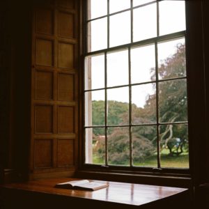 Crafting Elegance: Exploring the Artistry of Traditional Carpentry's Bespoke Windows